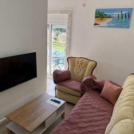 Gjinaj Apartments 울친 외부 사진