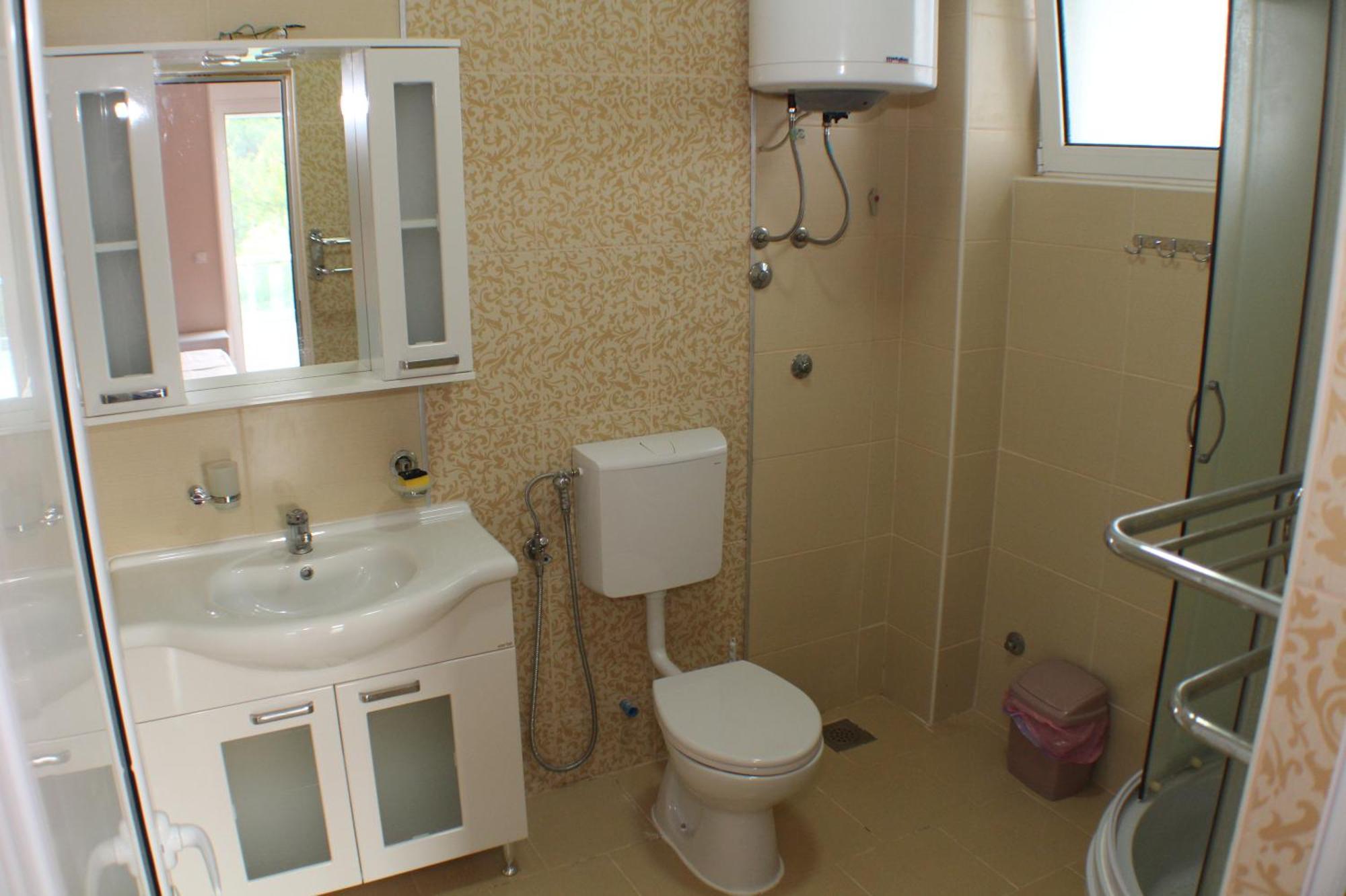 Gjinaj Apartments 울친 객실 사진