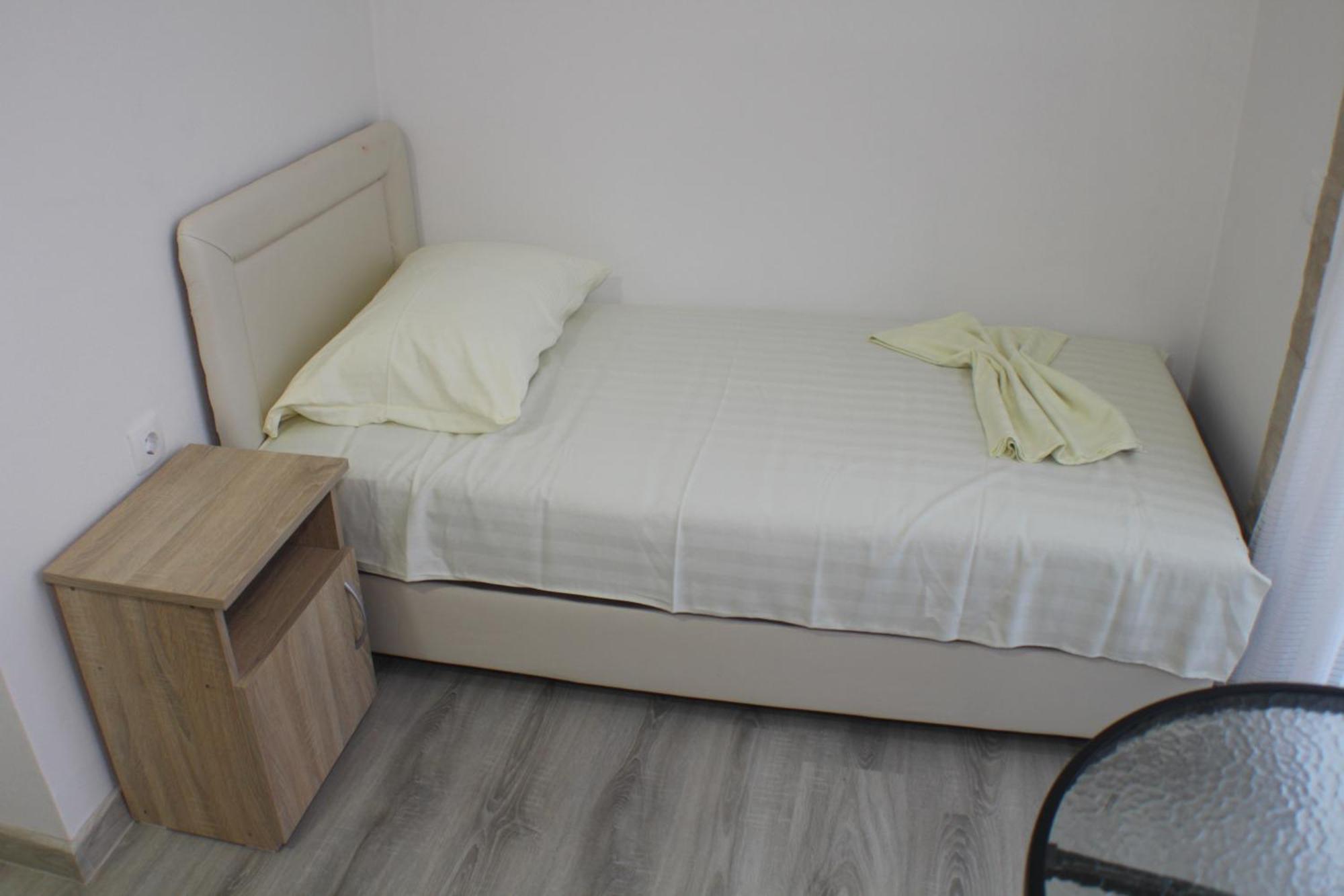 Gjinaj Apartments 울친 객실 사진