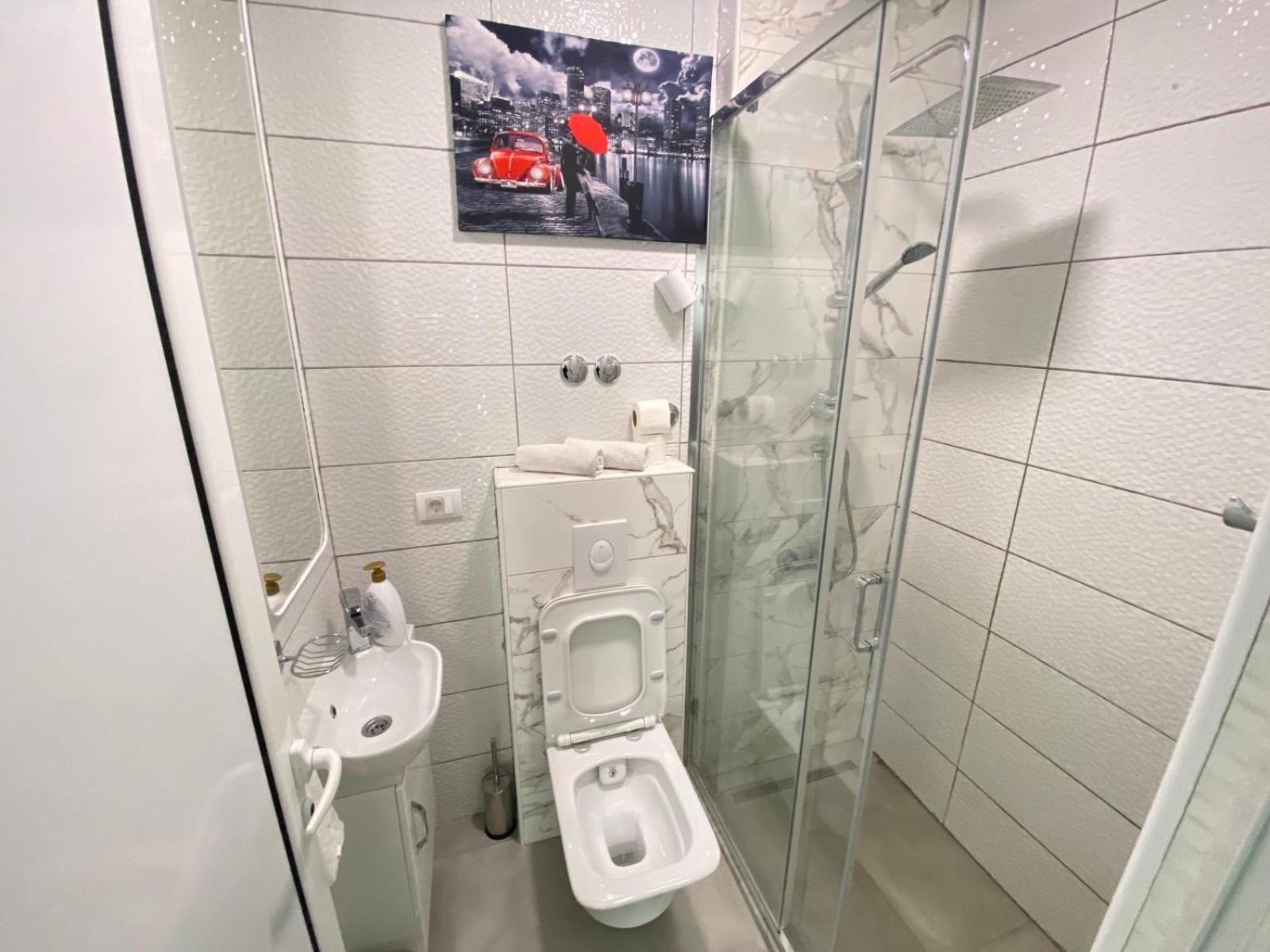 Gjinaj Apartments 울친 외부 사진