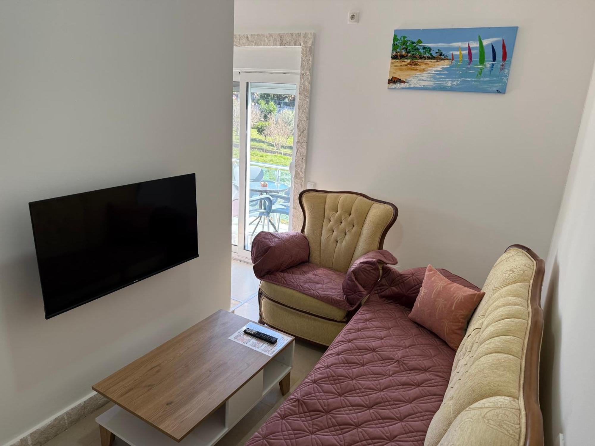 Gjinaj Apartments 울친 외부 사진