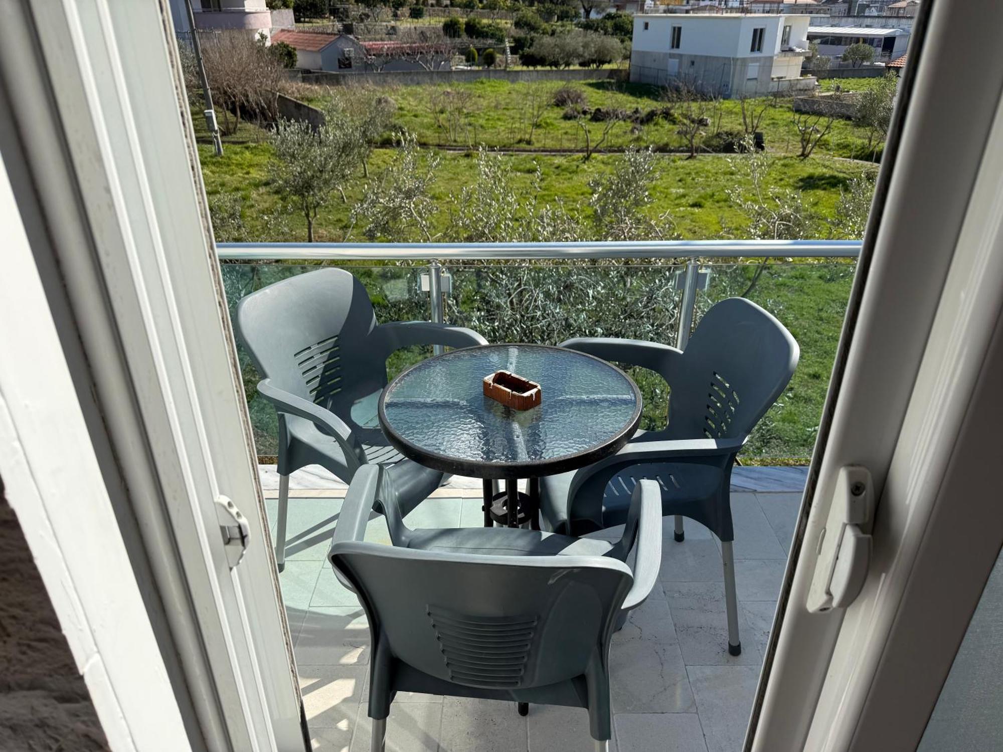 Gjinaj Apartments 울친 외부 사진