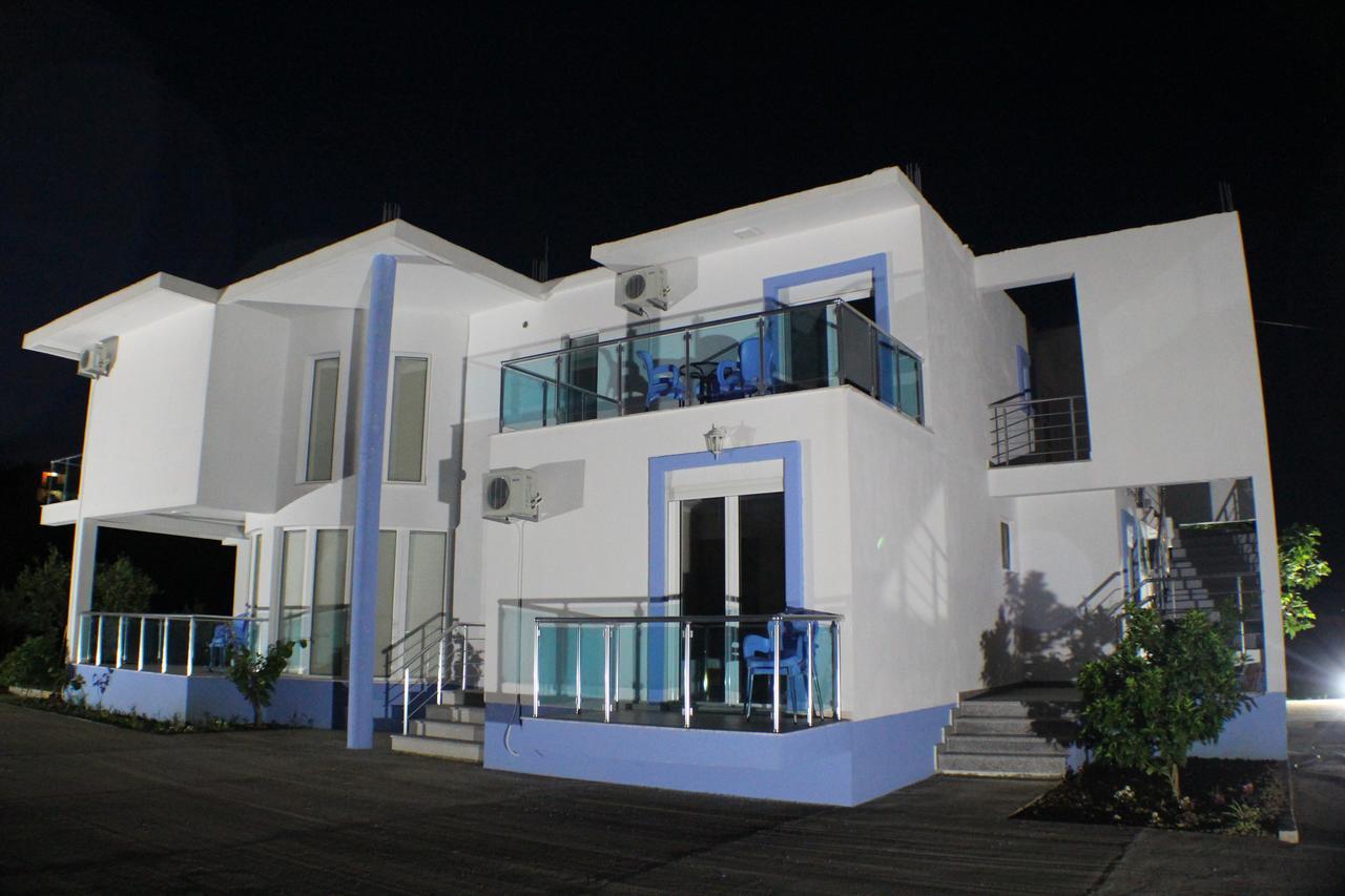 Gjinaj Apartments 울친 외부 사진