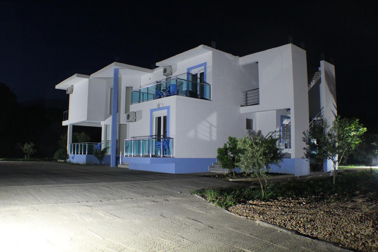 Gjinaj Apartments 울친 외부 사진